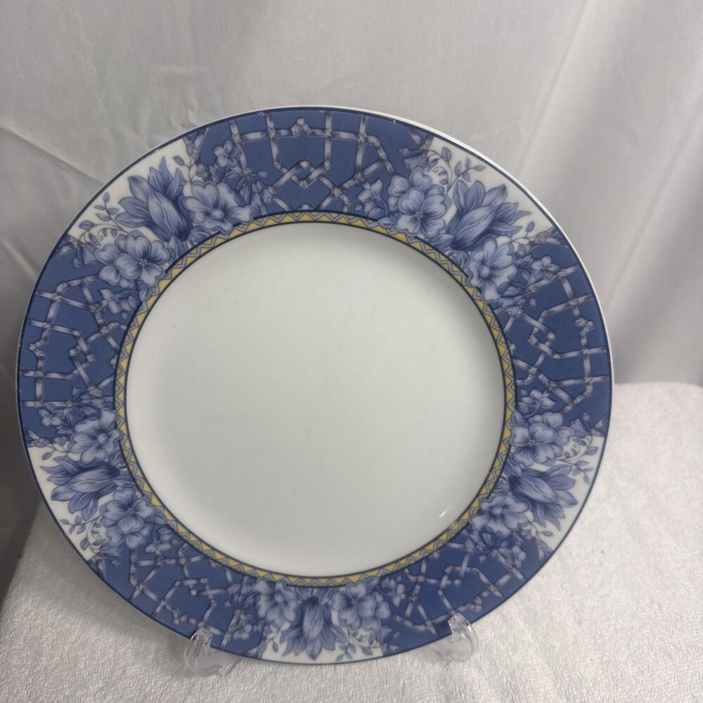 Palace Garden by Coventry Dinner Plates 10 5/8" Set Of 2